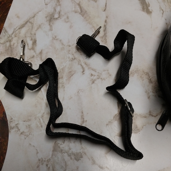 Leather look zippered bag. 10 inches long. 7 inches high and 6 inches wide. - Picture 5 of 5